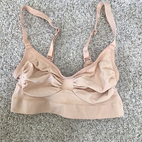 SKIMS Tan Bra - Picture 8 of 10